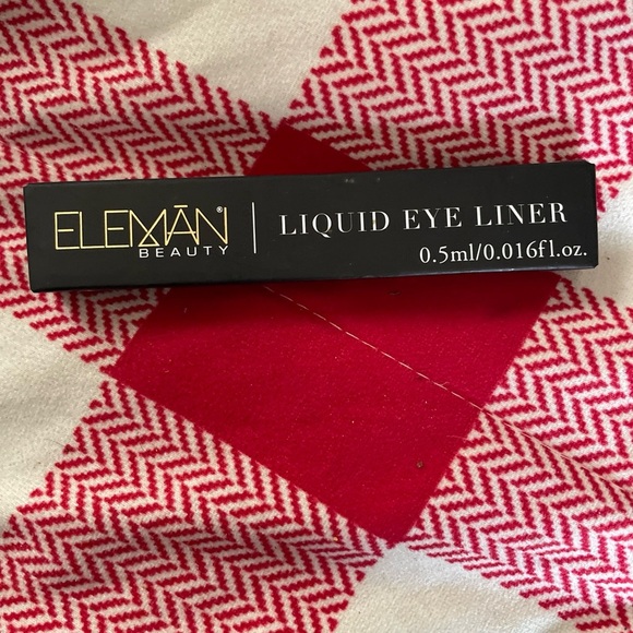 ELEMAN BEAUTY‎ Liquid Eye Liner Color in Black 0.5 ml/0.016 fl oz NEW Boxed - Picture 1 of 4